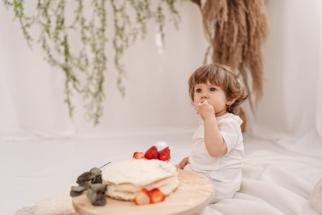 Smash the Cake Fotoshooting zum ersten Geburtstag